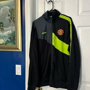 Men’s Manchester United European Football League Soccer Zip Up Jacket Size XL